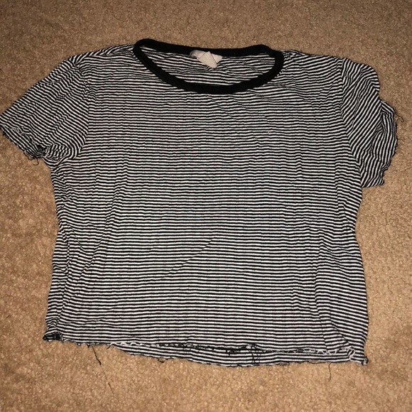 Forever 21 Tops - black/white crop top